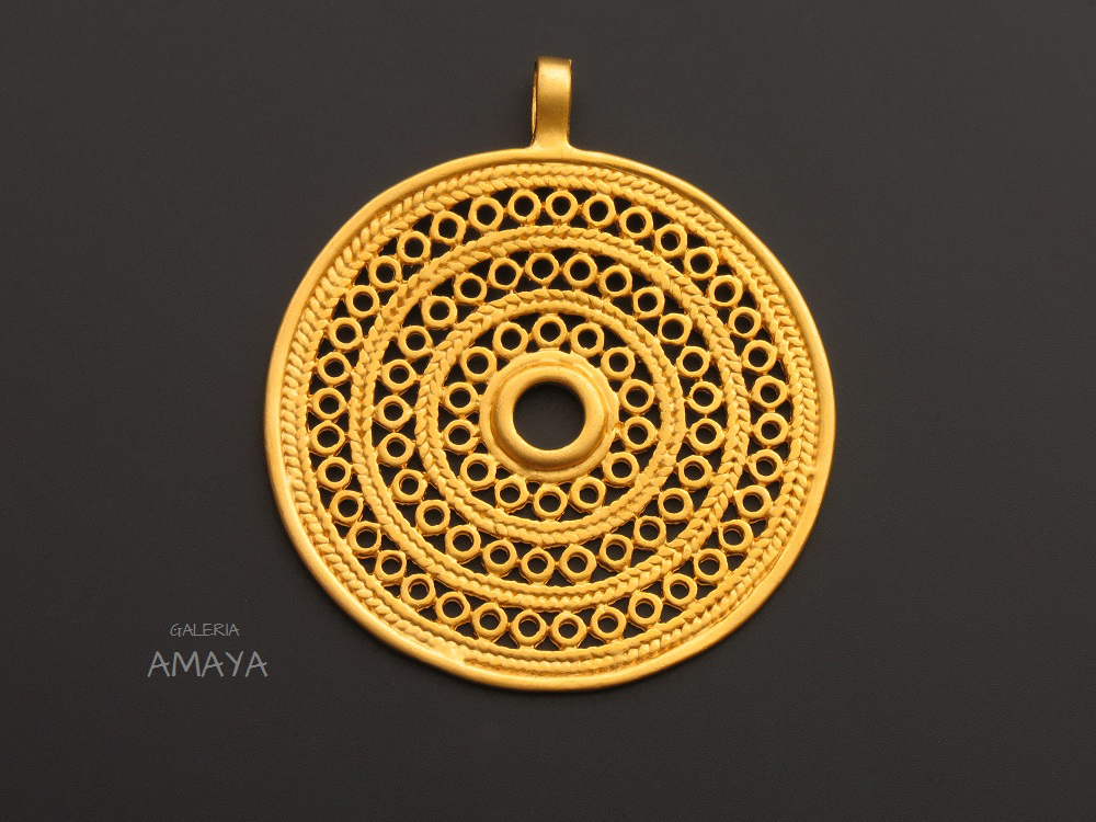 Pre-Columbian pendant by Galeria AMAYA